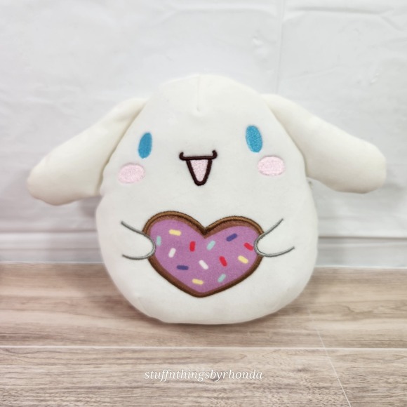 Squishmallows Cinnamoroll Valentines Heart Kawaii Plush Sanrio Hello Kitty 6.5" - Picture 1 of 7